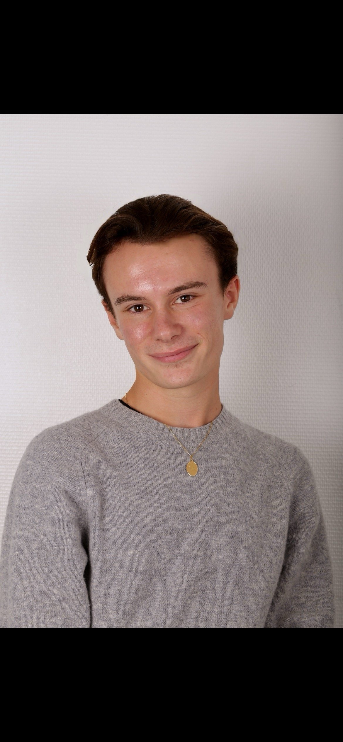 Internpreneur is a hiring platform connecting international interns with worldwide successful business owners and start-ups