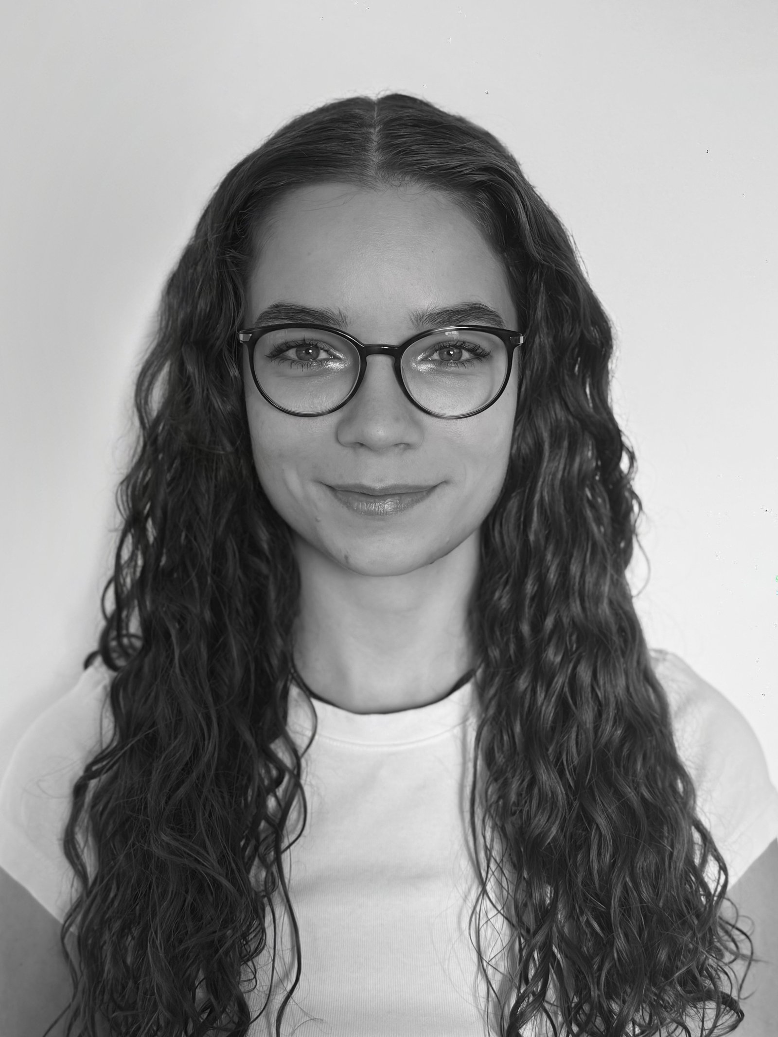 Internpreneur is a hiring platform connecting international interns with worldwide successful business owners and start-ups